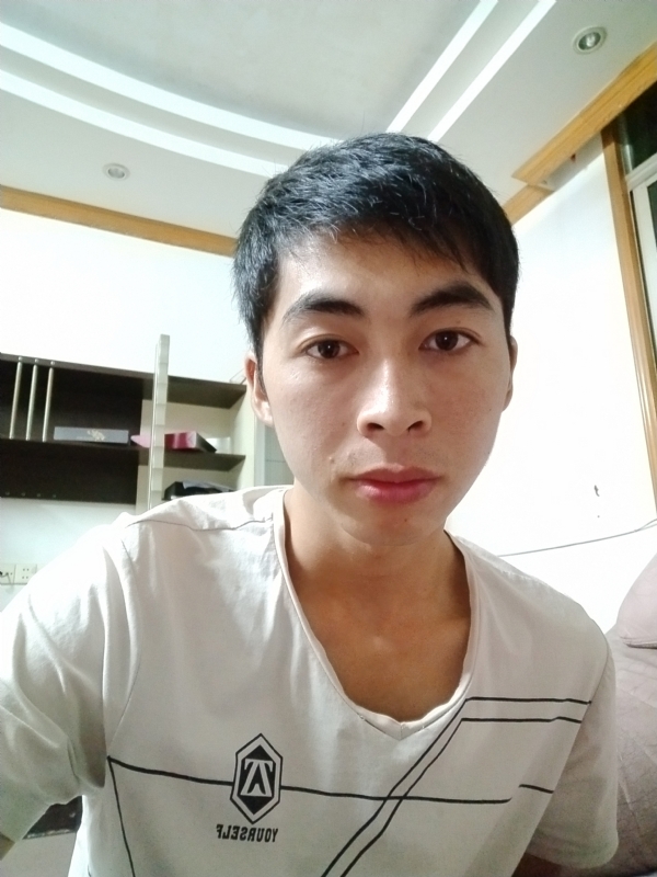 似微笑的第一张照片--大连相亲服务中心