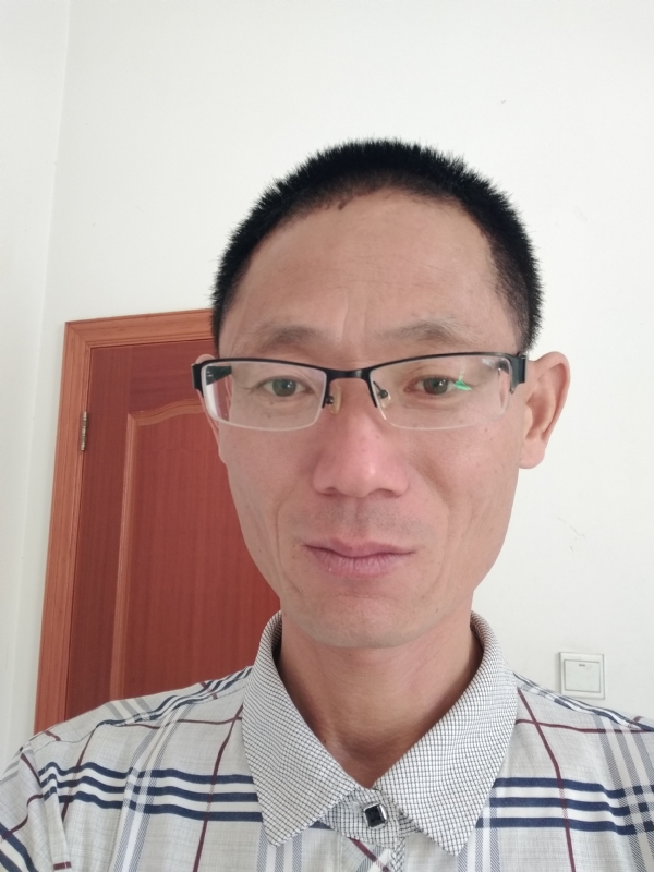 期待缘分的第二张照片--大连相亲服务中心