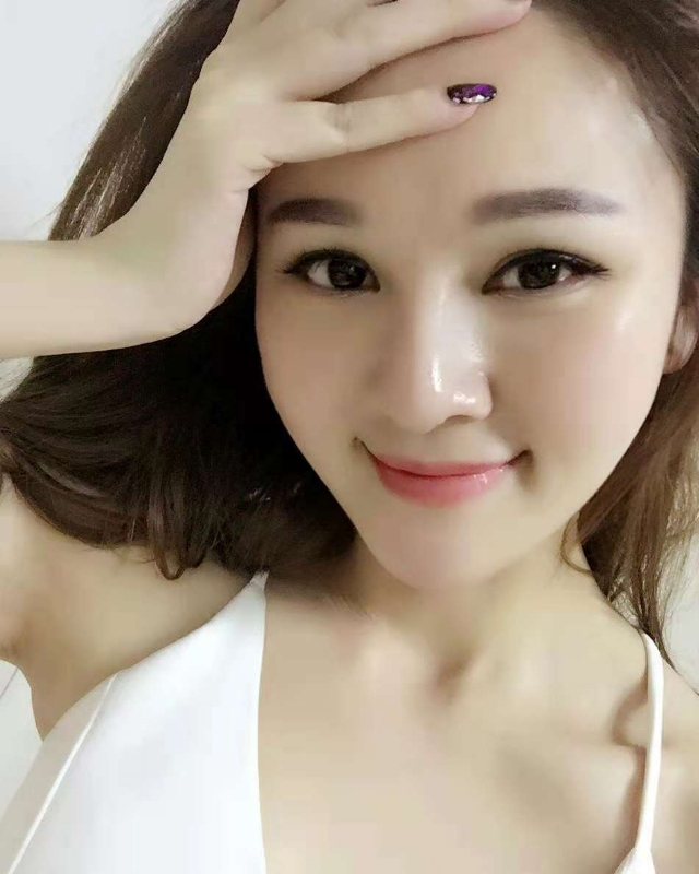 欣颖的第一张照片--大连相亲服务中心