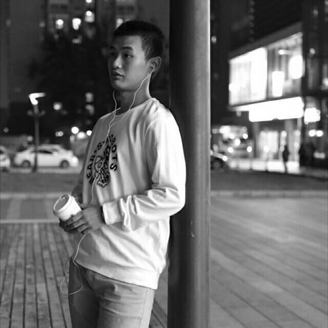 精卫的第一张照片--大连相亲服务中心