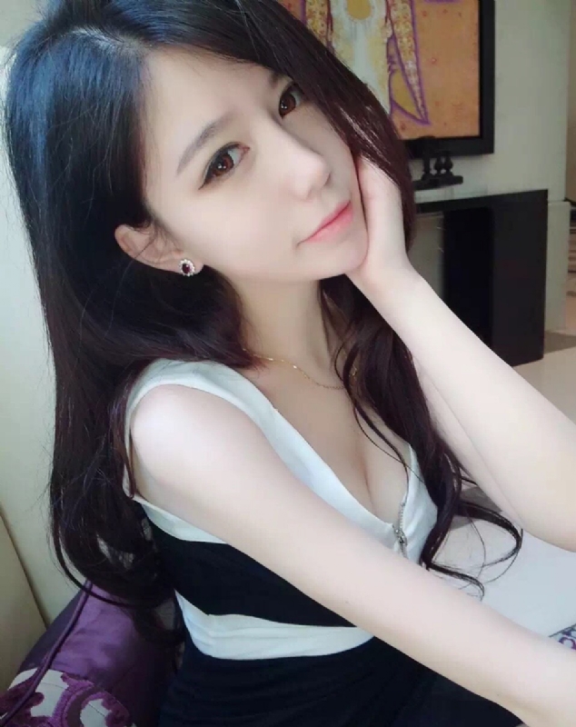 浅夏诗韵的第一张照片--大连相亲服务中心