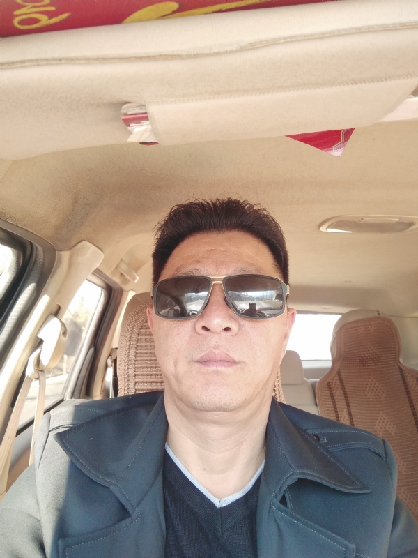 傲骨寒梅的第一张照片--大连相亲服务中心