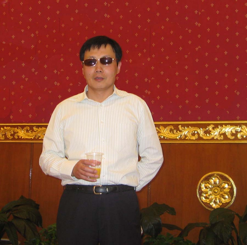 威胜的第二张照片--大连相亲服务中心