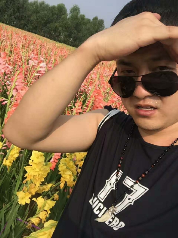 QH-蓝细胞的第一张照片--大连相亲服务中心