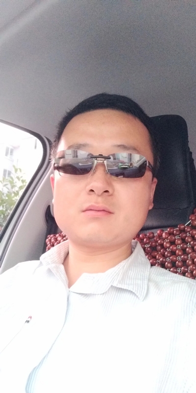痛苦的单身狗的第一张照片--大连相亲服务中心