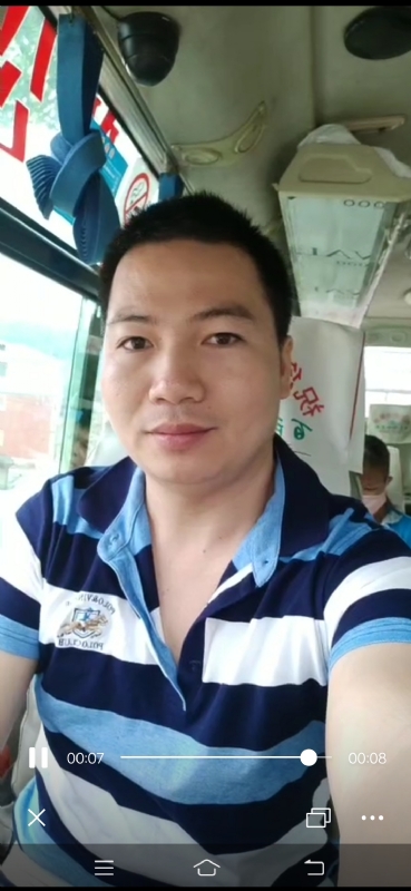 恋人未满的第一张照片--大连相亲服务中心