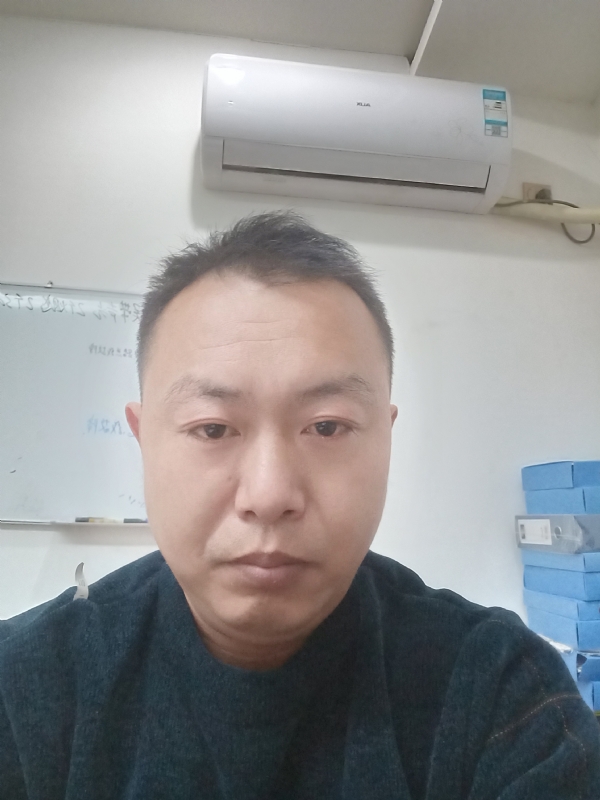 寻找另一半的第一张照片--大连相亲服务中心