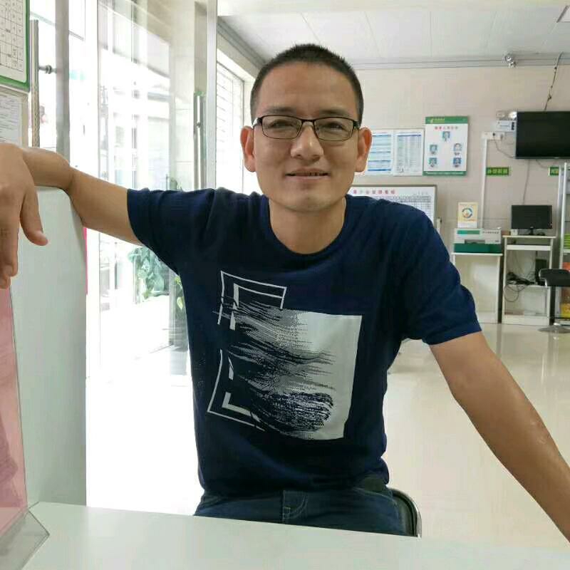 人生就像高尔夫的第一张照片--大连相亲服务中心