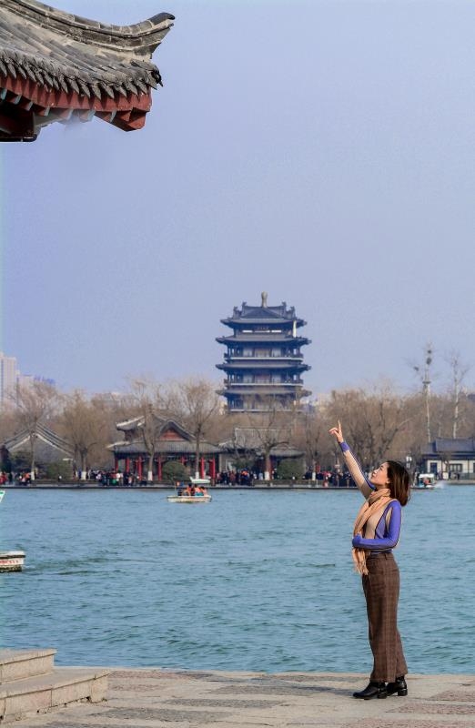 深水百合的第一张照片--大连相亲服务中心