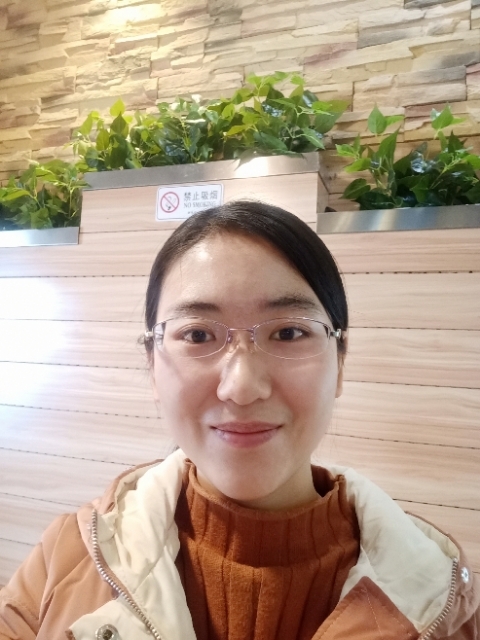 品性内外兼优教育人的第四张照片--大连相亲服务中心