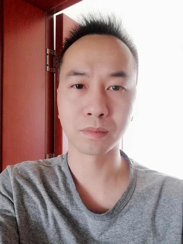 超级大混球的第四张照片--大连相亲服务中心