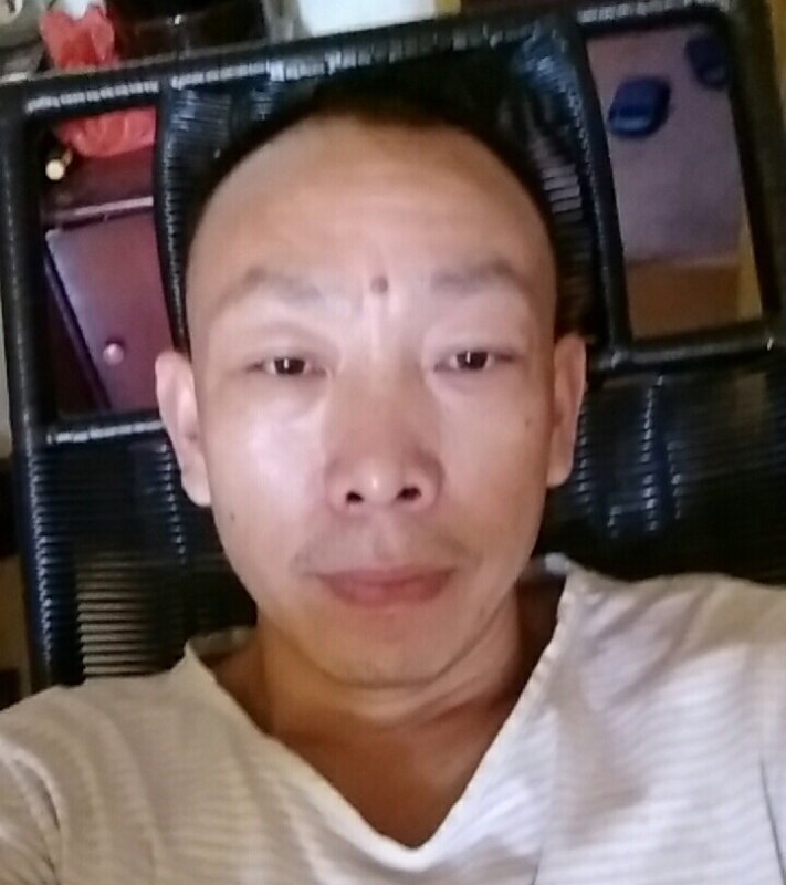 寻爱的第一张照片--大连相亲服务中心