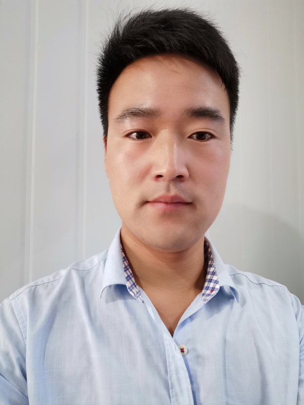 诗和远方的第一张照片--大连相亲服务中心