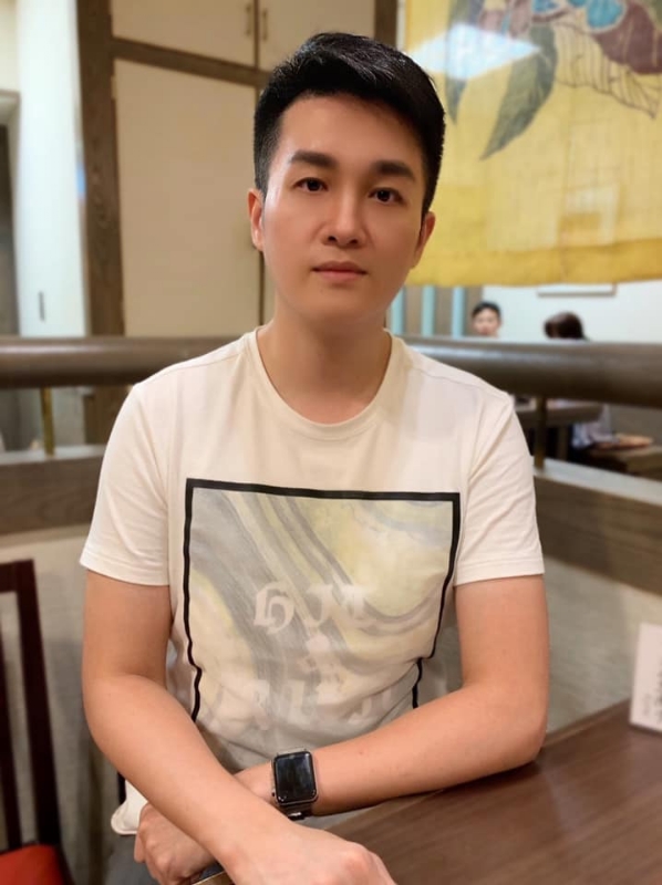 岁月流逝的第一张照片--大连相亲服务中心