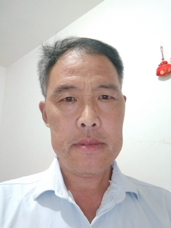 邹学辉的第三张照片--大连相亲服务中心