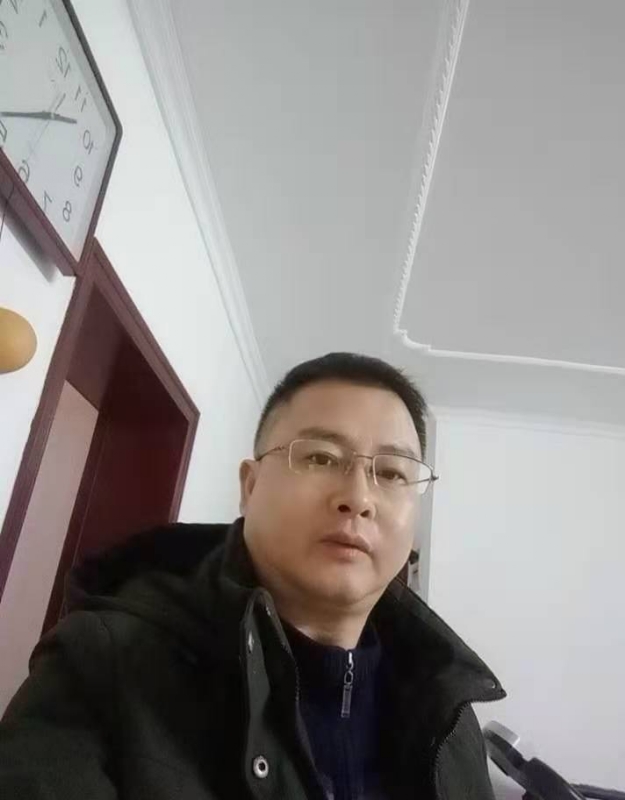 想牵你的手的第一张照片--大连相亲服务中心