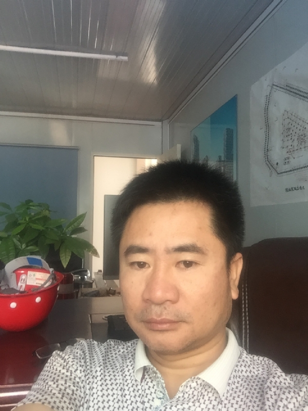 一步之遥的第一张照片--大连相亲服务中心