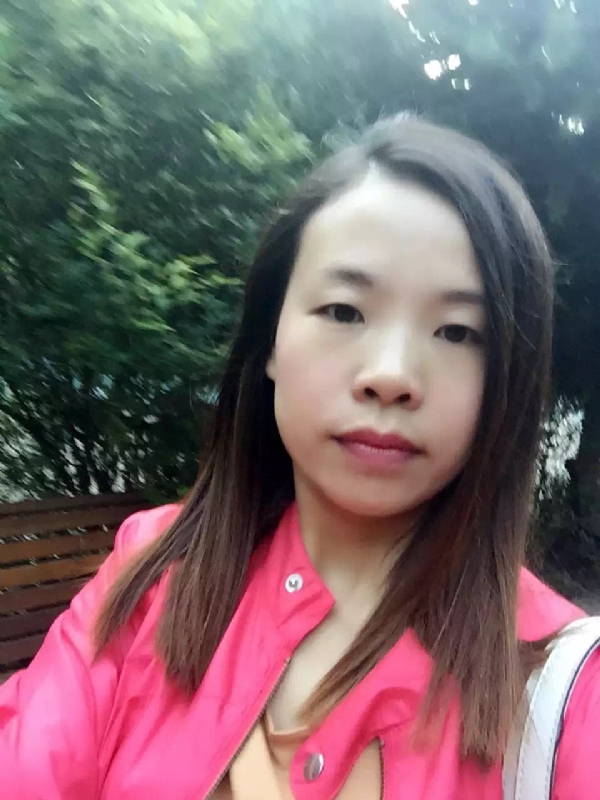 褪色的回忆的第一张照片--大连相亲服务中心