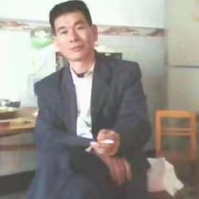 阳光照耀的第一张照片--大连相亲服务中心