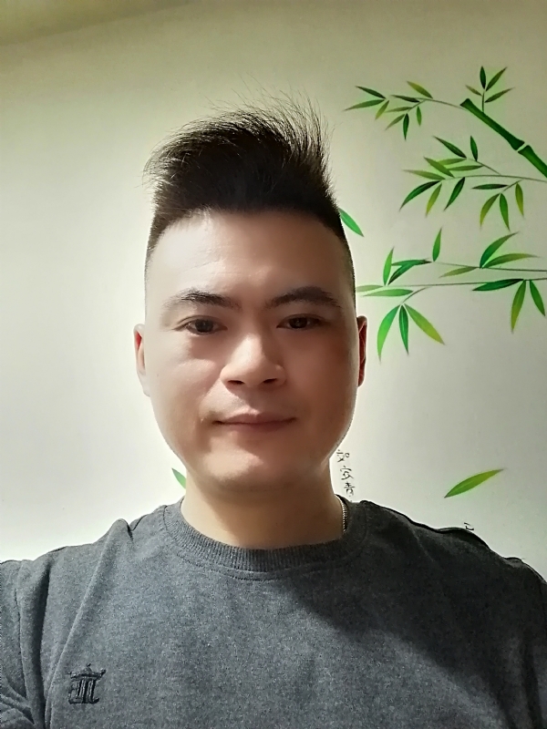 阿旭的第一张照片--大连相亲服务中心