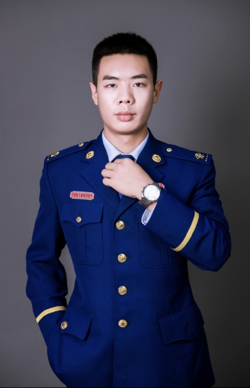 YANG的第一张照片--大连相亲服务中心