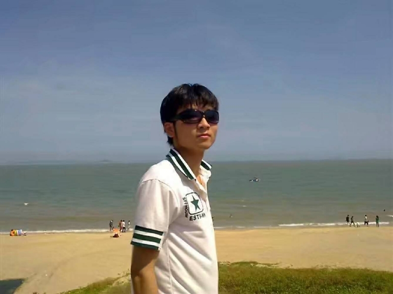 阿俊的第一张照片--大连相亲服务中心
