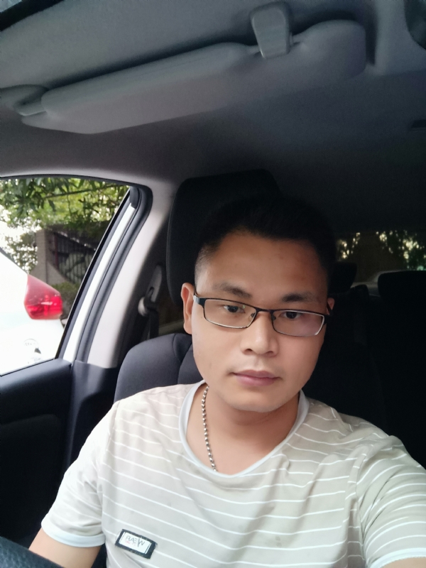 水明的第二张照片--大连相亲服务中心