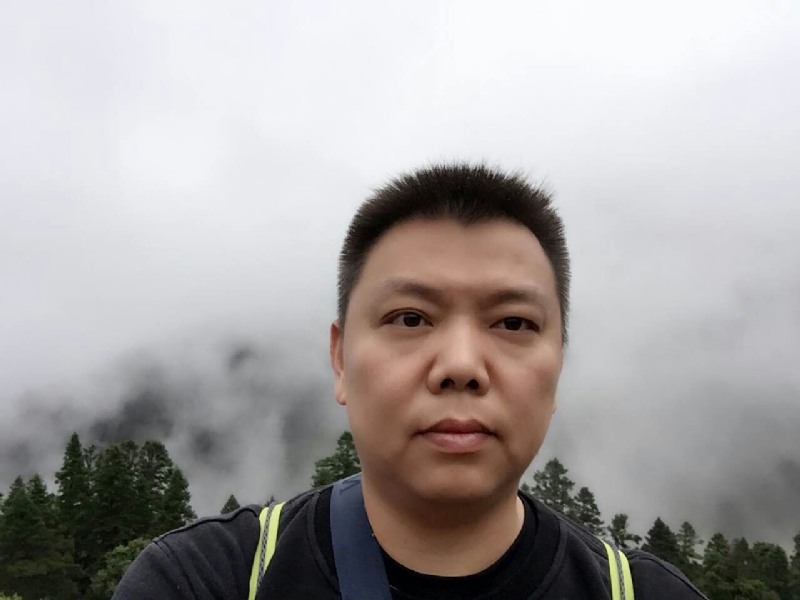 俊哥的第一张照片--大连相亲服务中心
