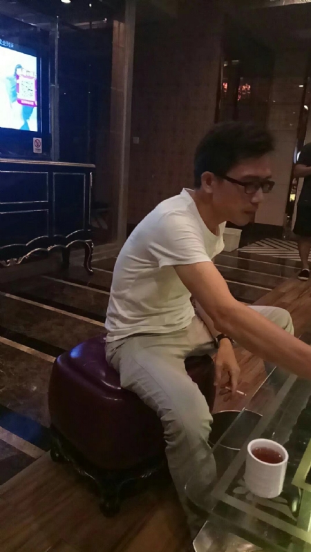 期待缘分的第一张照片--大连相亲服务中心