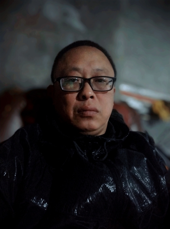 不要激动的第三张照片--大连相亲服务中心