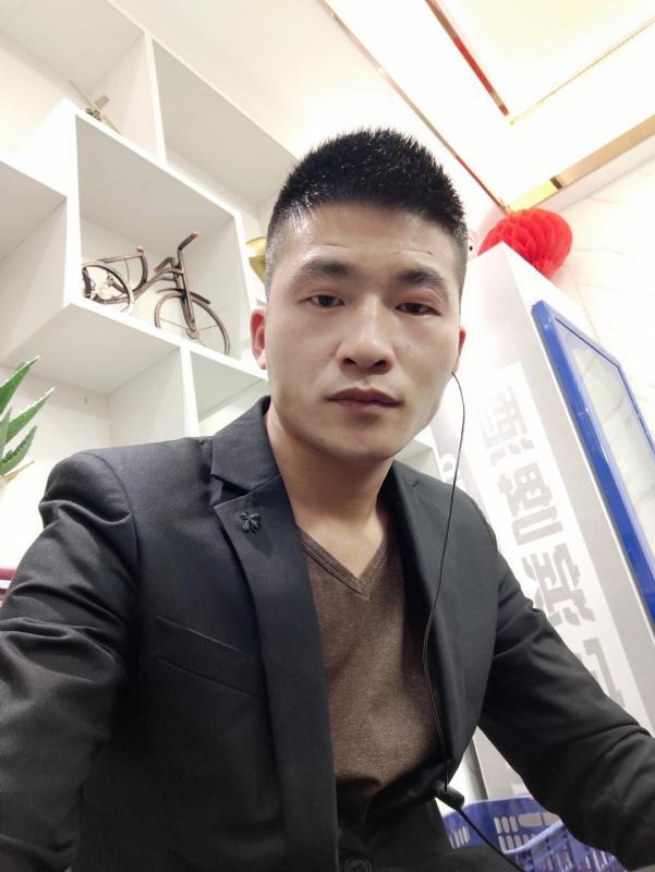 阿木1234的第一张照片--大连相亲服务中心