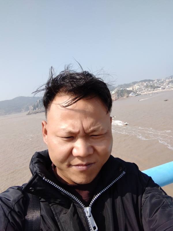 真心的第一张照片--大连相亲服务中心