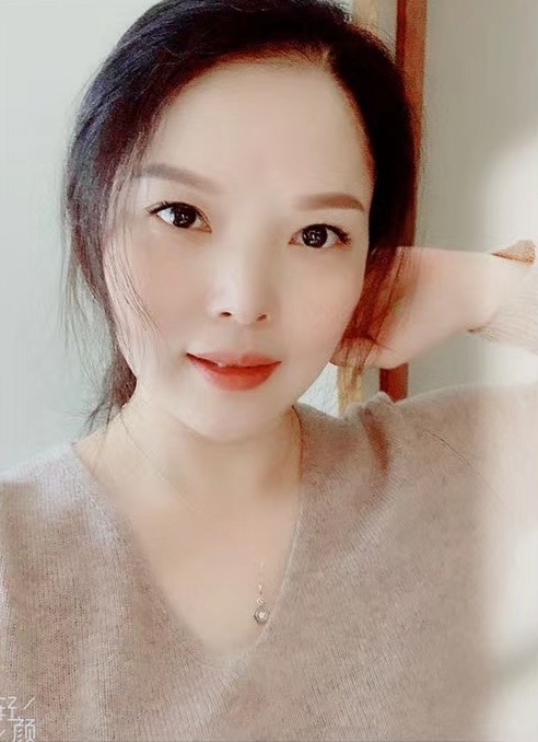 百荷的第一张照片--大连相亲服务中心