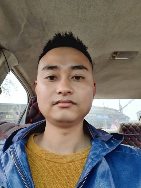 不破不立的第一张照片--大连相亲服务中心