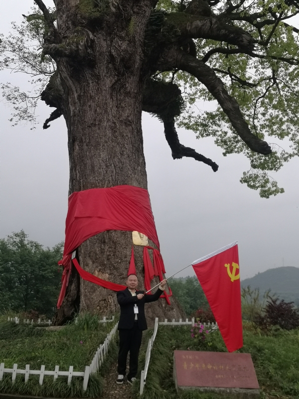 辉辉的第一张照片--大连相亲服务中心