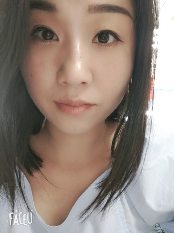 安然自若的第一张照片--大连相亲服务中心