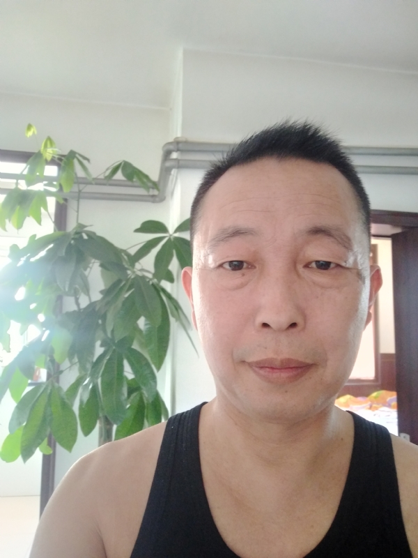 简单快乐百姓网的第一张照片--大连相亲服务中心
