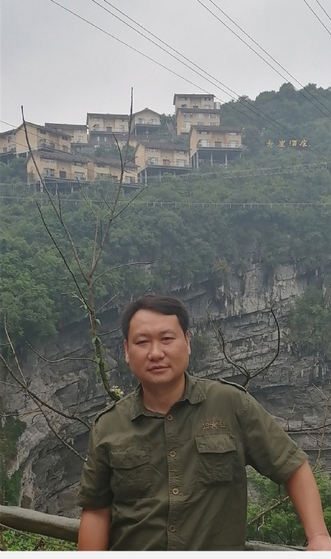 迷彩人生的第一张照片--大连相亲服务中心