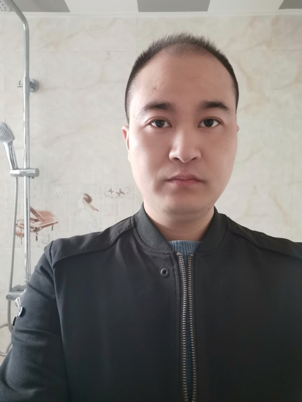 飞翔大海的第一张照片--大连相亲服务中心