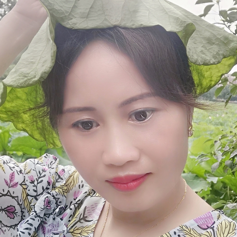 花开半夏的第一张照片--大连相亲服务中心
