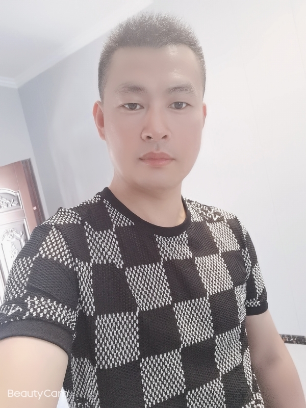 快乐无罪的第一张照片--大连相亲服务中心