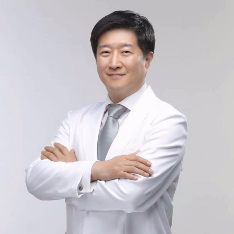 王伟的第一张照片--大连相亲服务中心