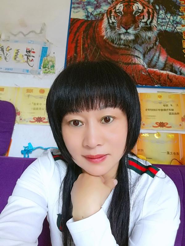 金鱼儿的第二张照片--大连相亲服务中心