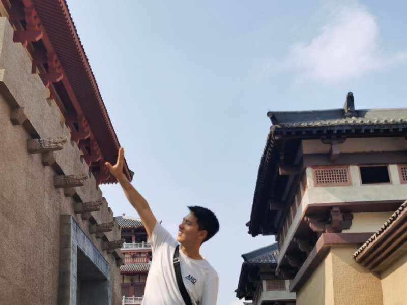 咸鱼不闲的第一张照片--大连相亲服务中心