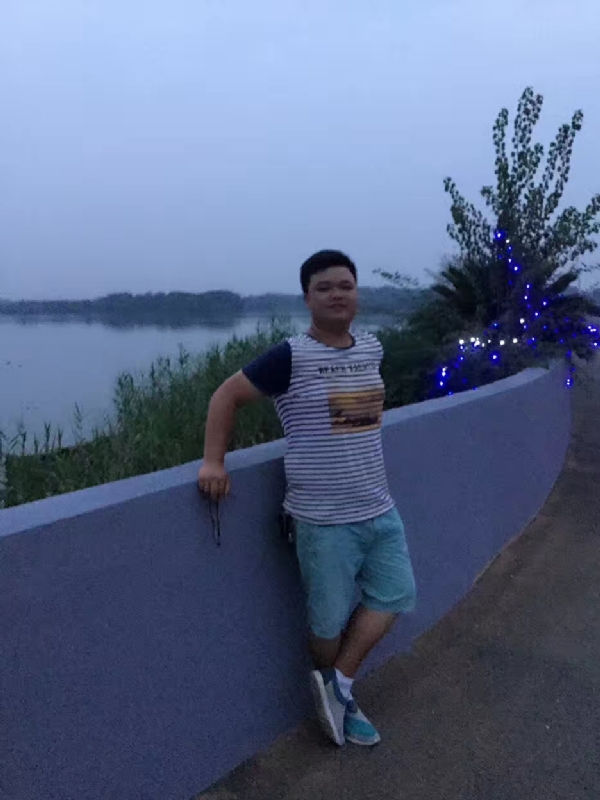 RLC的第一张照片--大连相亲服务中心