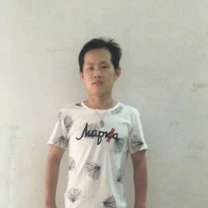 平平的第一张照片--大连相亲服务中心