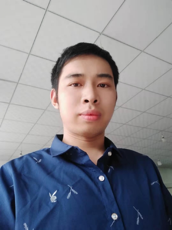 啊辉的第一张照片--大连相亲服务中心