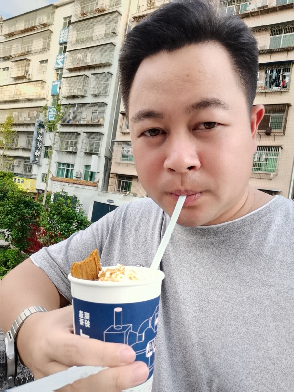 K金o的第一张照片--大连相亲服务中心