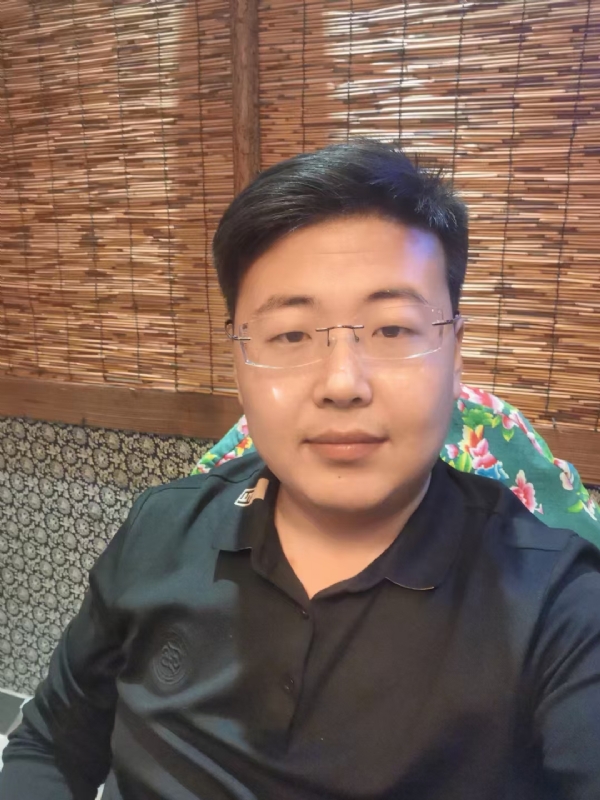 刘先生的第一张照片--大连相亲服务中心