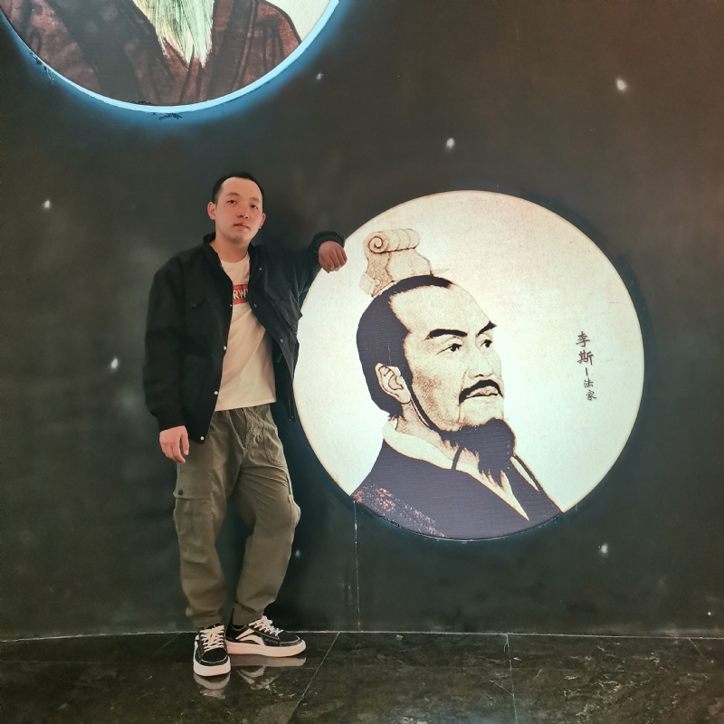 小灰灰的第三张照片--大连相亲服务中心